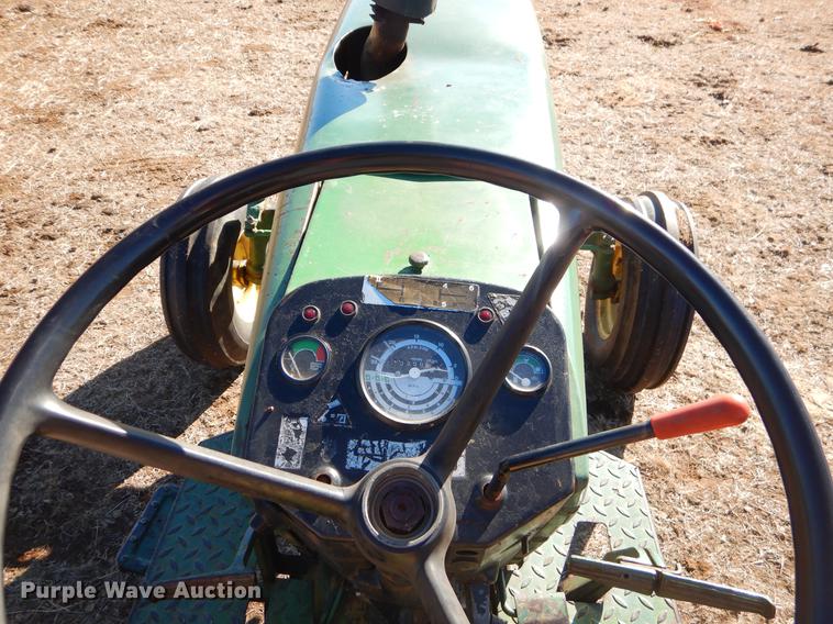 image for item EZ9810 John Deere 2840 tractor