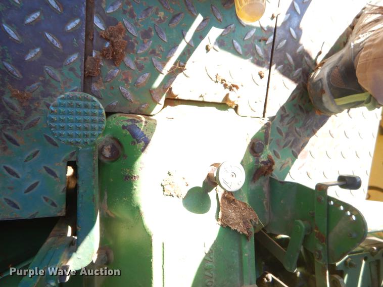 image for item EZ9810 John Deere 2840 tractor