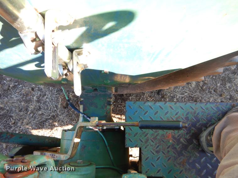 image for item EZ9810 John Deere 2840 tractor