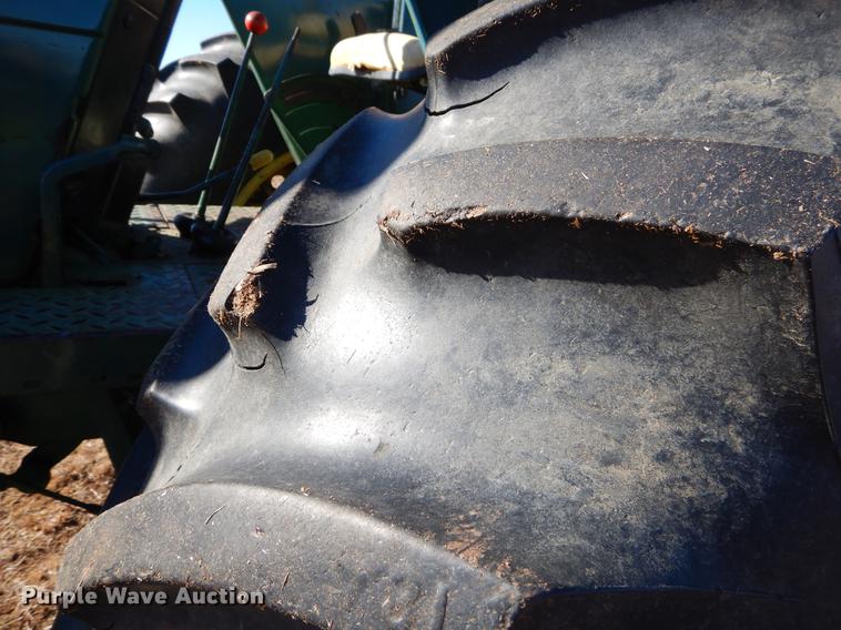 image for item EZ9810 John Deere 2840 tractor