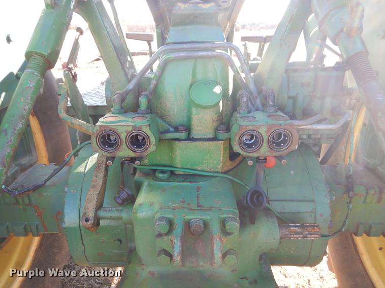 image for item EZ9810 John Deere 2840 tractor