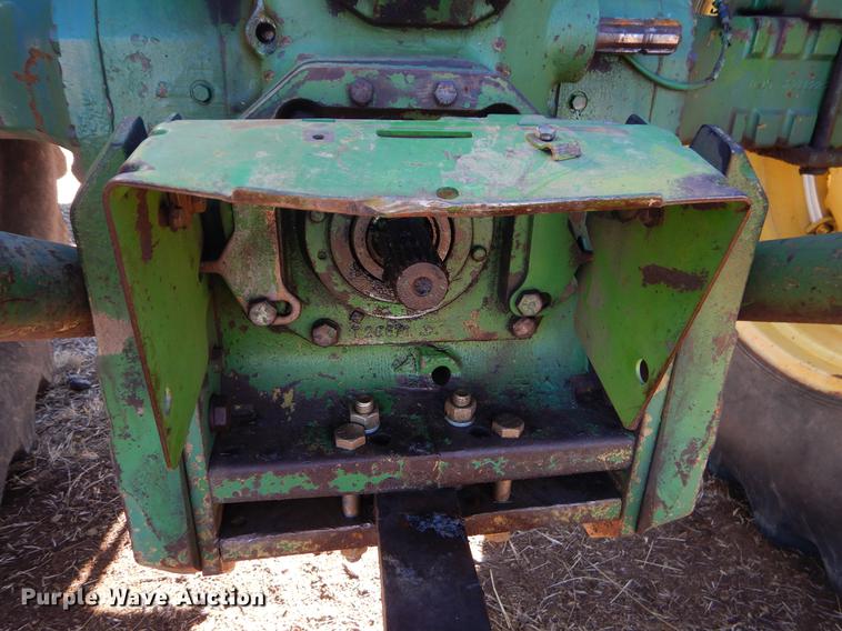 image for item EZ9810 John Deere 2840 tractor