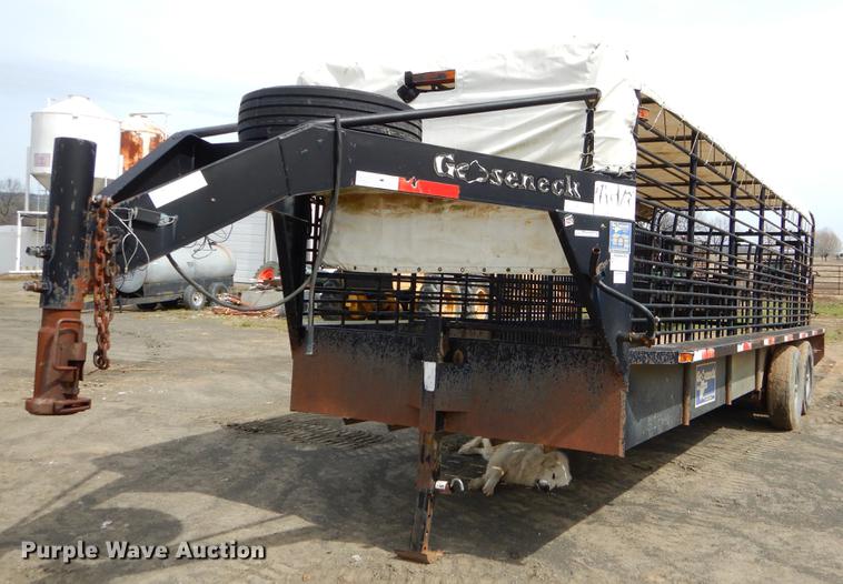 image for item EZ9822 2007 Gooseneck Trailers 07'24X6'8"A7B1 livestock trailer