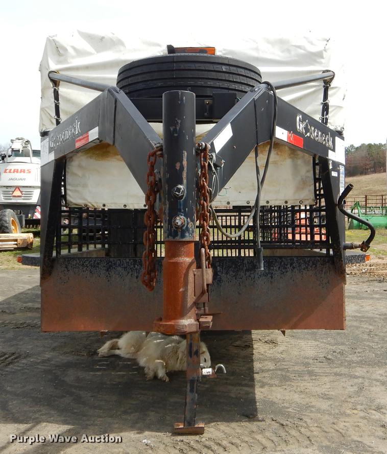 image for item EZ9822 2007 Gooseneck Trailers 07'24X6'8"A7B1 livestock trailer