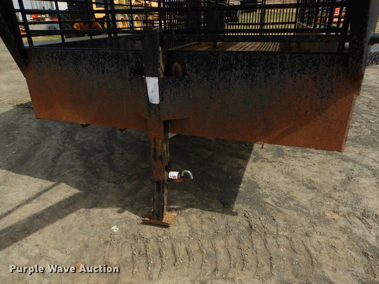 image for item EZ9822 2007 Gooseneck Trailers 07'24X6'8"A7B1 livestock trailer