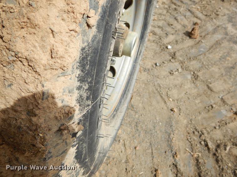 image for item EZ9822 2007 Gooseneck Trailers 07'24X6'8"A7B1 livestock trailer