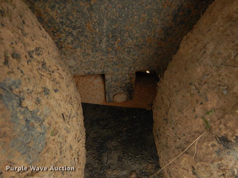 image for item EZ9822 2007 Gooseneck Trailers 07'24X6'8"A7B1 livestock trailer