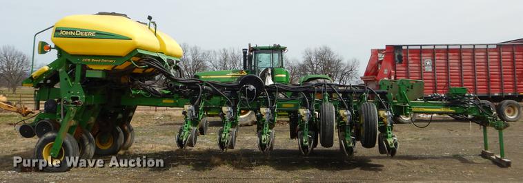 image for item EZ9824 2011 John Deere 1770NT no-till planter with nurse tank trailer