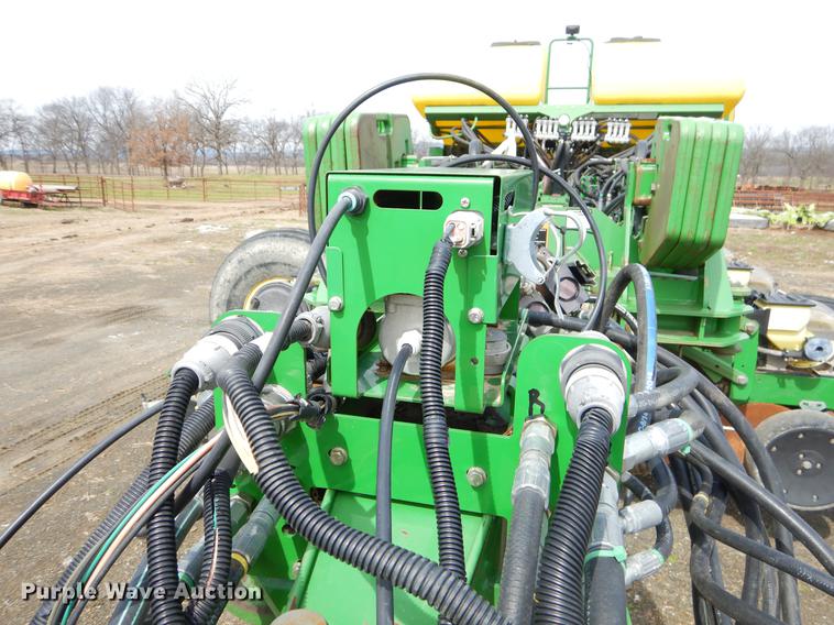 image for item EZ9824 2011 John Deere 1770NT no-till planter with nurse tank trailer