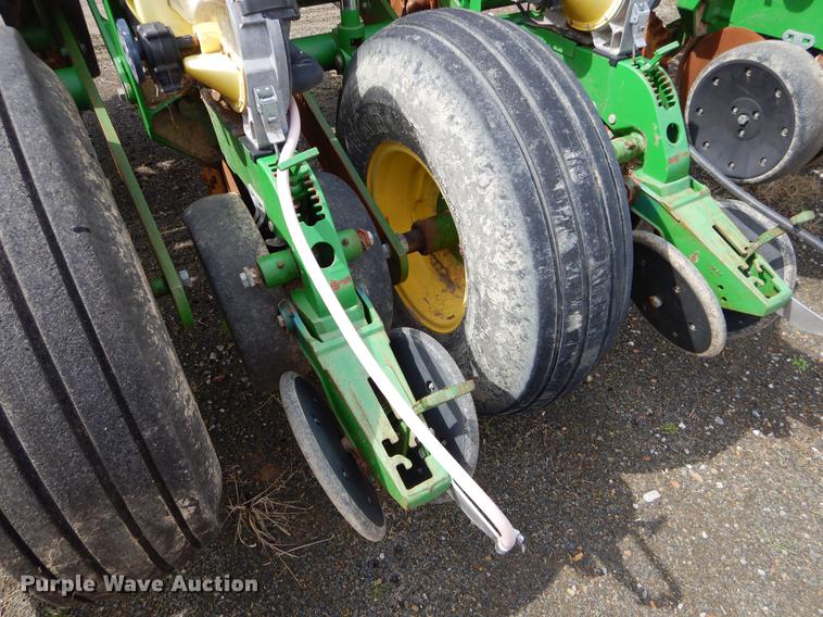 image for item EZ9824 2011 John Deere 1770NT no-till planter with nurse tank trailer