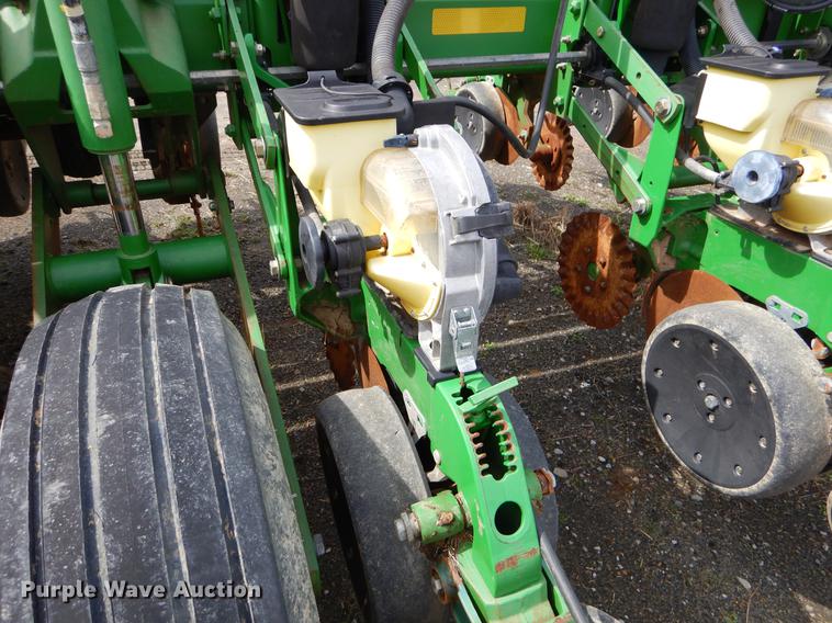 image for item EZ9824 2011 John Deere 1770NT no-till planter with nurse tank trailer