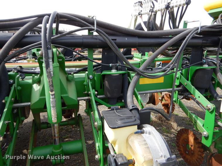image for item EZ9824 2011 John Deere 1770NT no-till planter with nurse tank trailer