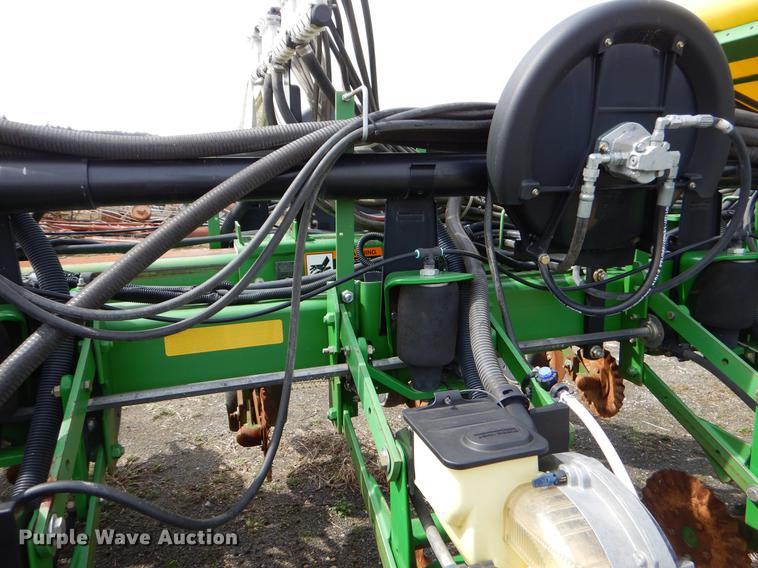 image for item EZ9824 2011 John Deere 1770NT no-till planter with nurse tank trailer