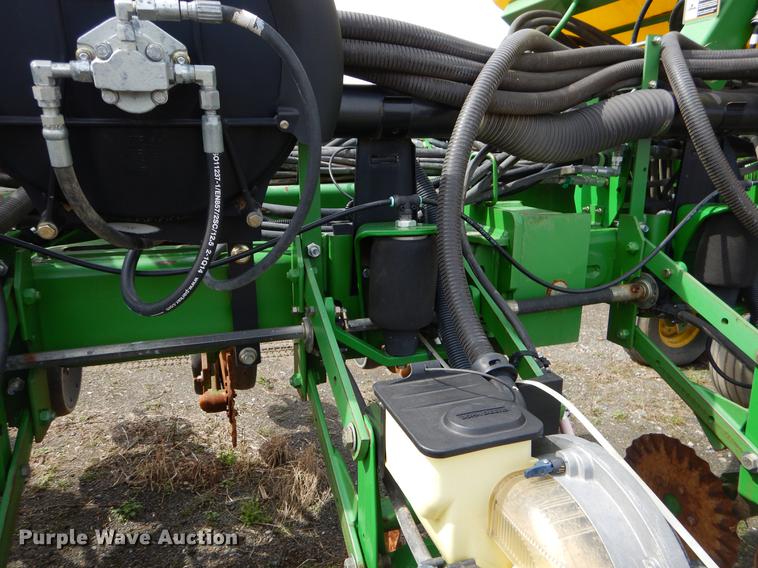 image for item EZ9824 2011 John Deere 1770NT no-till planter with nurse tank trailer