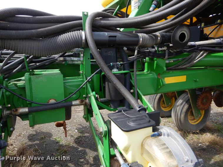 image for item EZ9824 2011 John Deere 1770NT no-till planter with nurse tank trailer