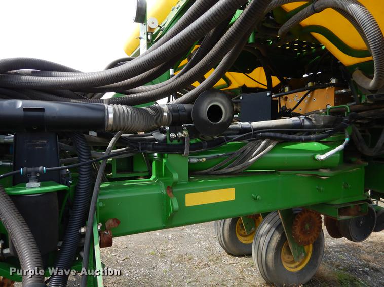 image for item EZ9824 2011 John Deere 1770NT no-till planter with nurse tank trailer