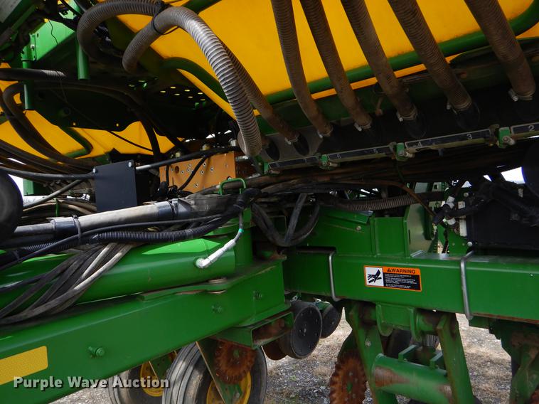 image for item EZ9824 2011 John Deere 1770NT no-till planter with nurse tank trailer