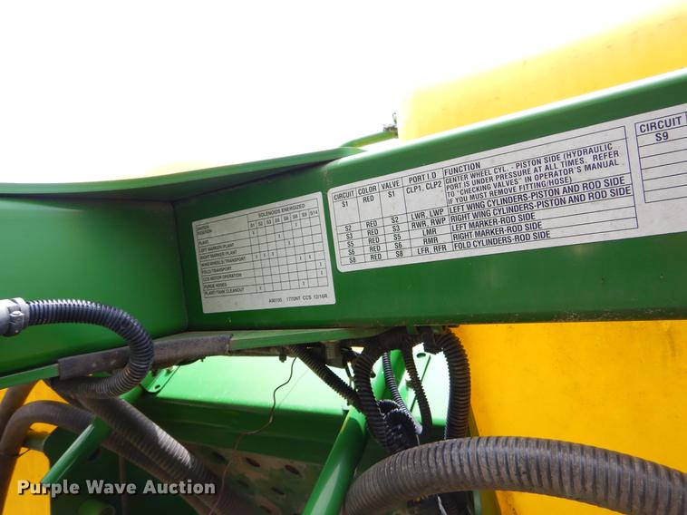 image for item EZ9824 2011 John Deere 1770NT no-till planter with nurse tank trailer