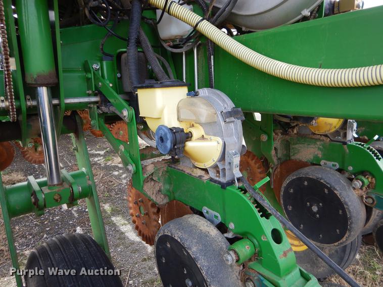 image for item EZ9824 2011 John Deere 1770NT no-till planter with nurse tank trailer