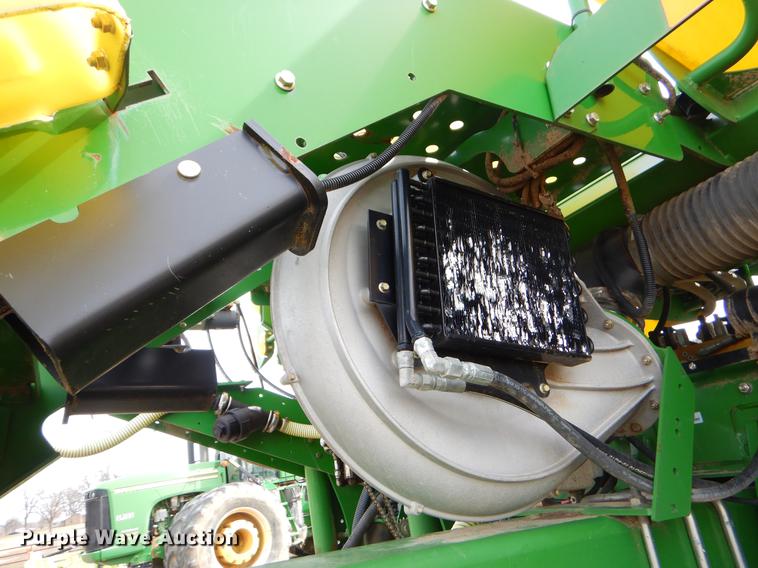 image for item EZ9824 2011 John Deere 1770NT no-till planter with nurse tank trailer