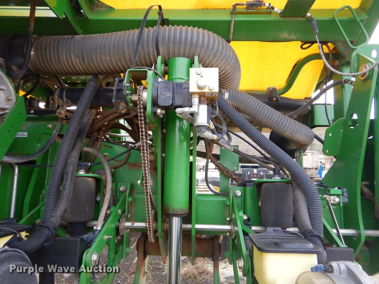 image for item EZ9824 2011 John Deere 1770NT no-till planter with nurse tank trailer