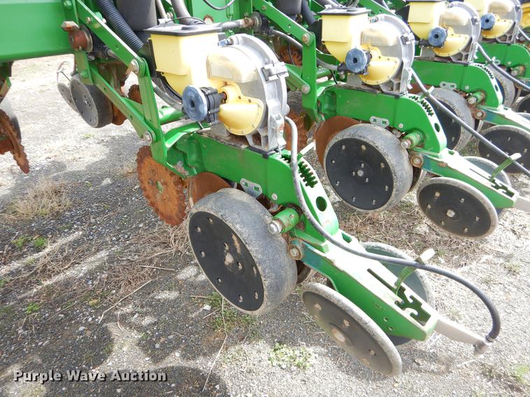 image for item EZ9824 2011 John Deere 1770NT no-till planter with nurse tank trailer