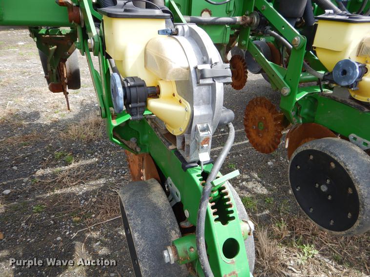 image for item EZ9824 2011 John Deere 1770NT no-till planter with nurse tank trailer