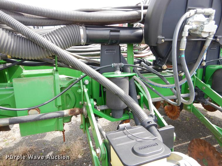 image for item EZ9824 2011 John Deere 1770NT no-till planter with nurse tank trailer