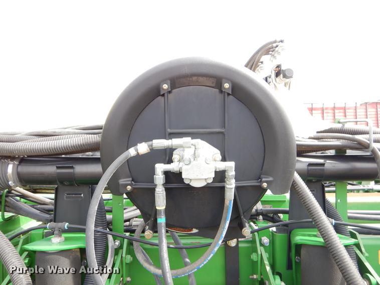 image for item EZ9824 2011 John Deere 1770NT no-till planter with nurse tank trailer