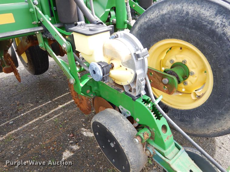 image for item EZ9824 2011 John Deere 1770NT no-till planter with nurse tank trailer