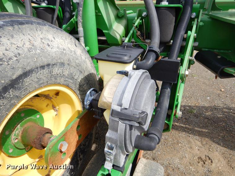 image for item EZ9824 2011 John Deere 1770NT no-till planter with nurse tank trailer