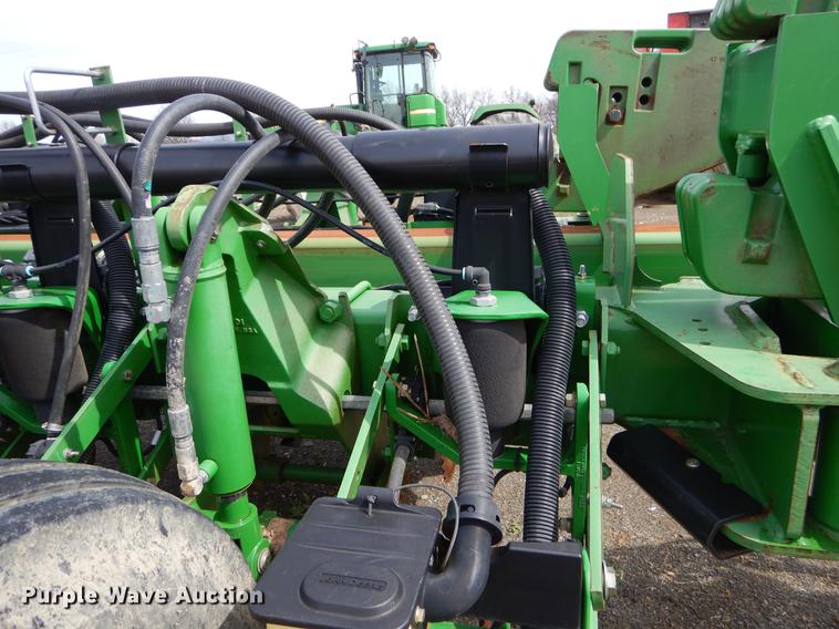 image for item EZ9824 2011 John Deere 1770NT no-till planter with nurse tank trailer