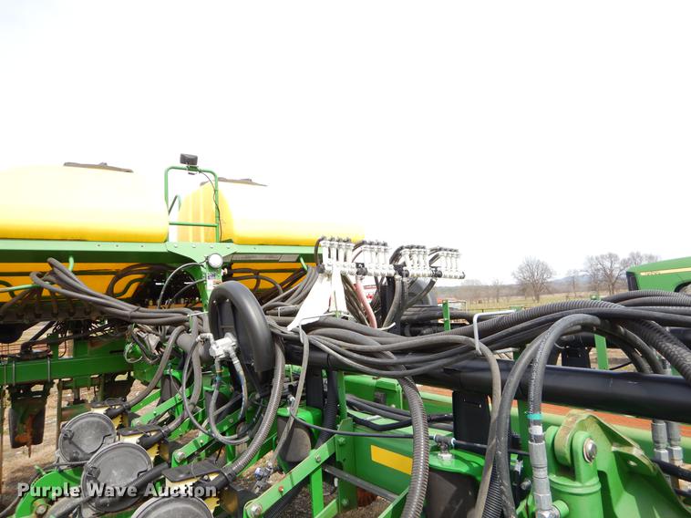 image for item EZ9824 2011 John Deere 1770NT no-till planter with nurse tank trailer