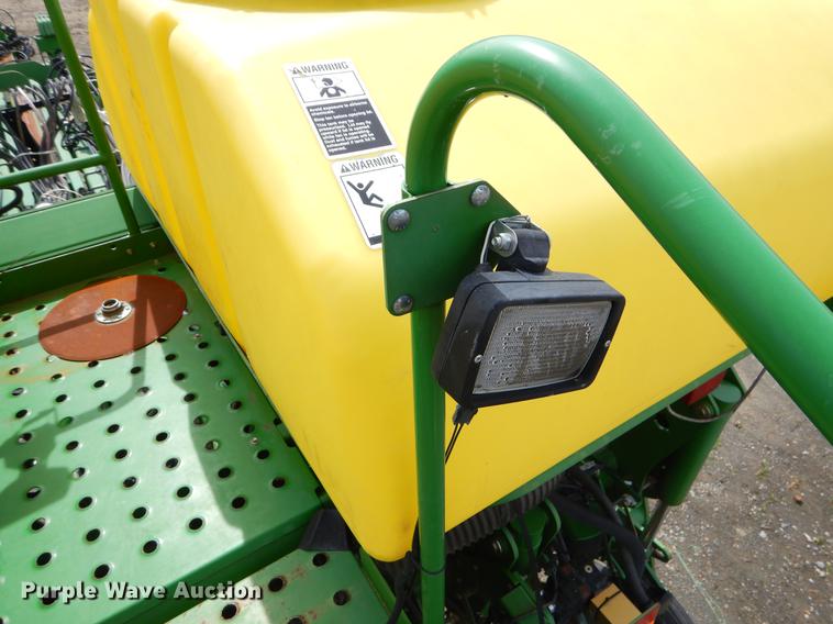 image for item EZ9824 2011 John Deere 1770NT no-till planter with nurse tank trailer