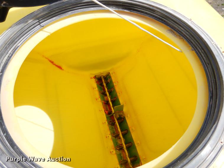 image for item EZ9824 2011 John Deere 1770NT no-till planter with nurse tank trailer