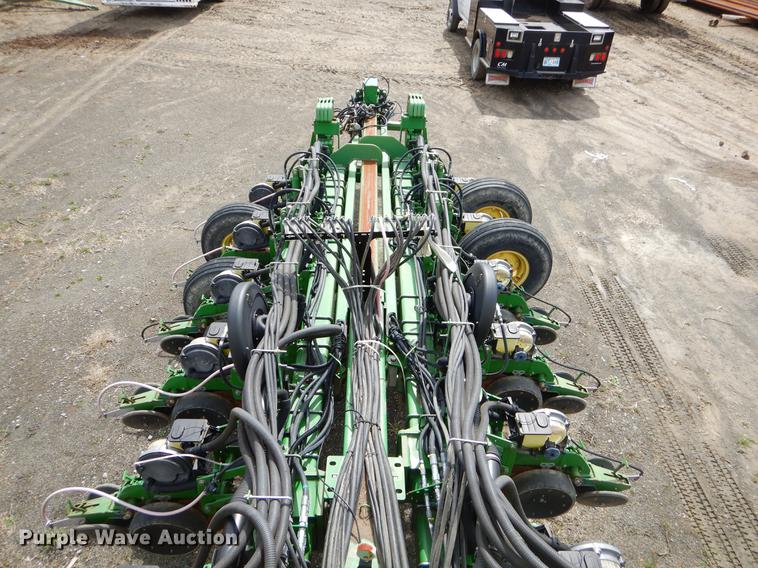 image for item EZ9824 2011 John Deere 1770NT no-till planter with nurse tank trailer