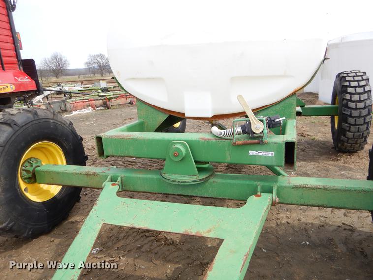 image for item EZ9824 2011 John Deere 1770NT no-till planter with nurse tank trailer