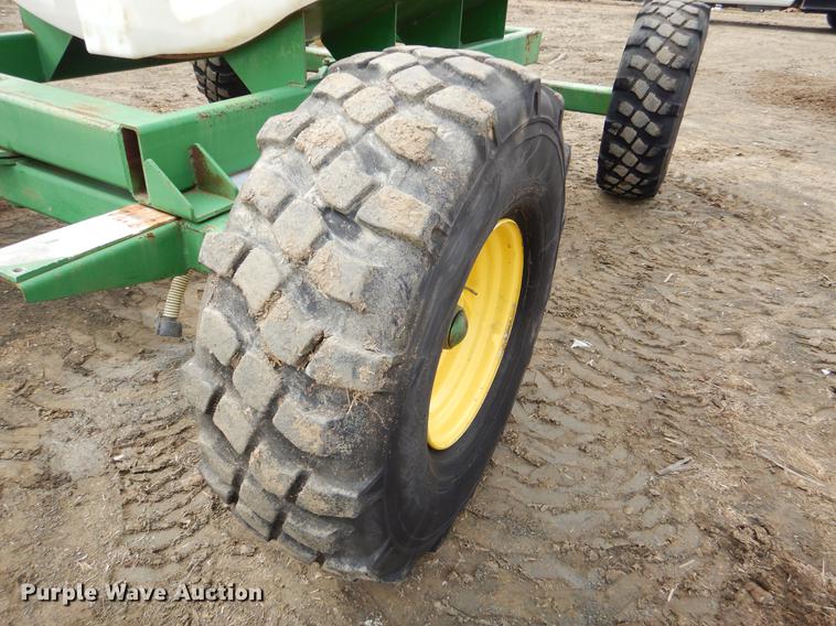 image for item EZ9824 2011 John Deere 1770NT no-till planter with nurse tank trailer