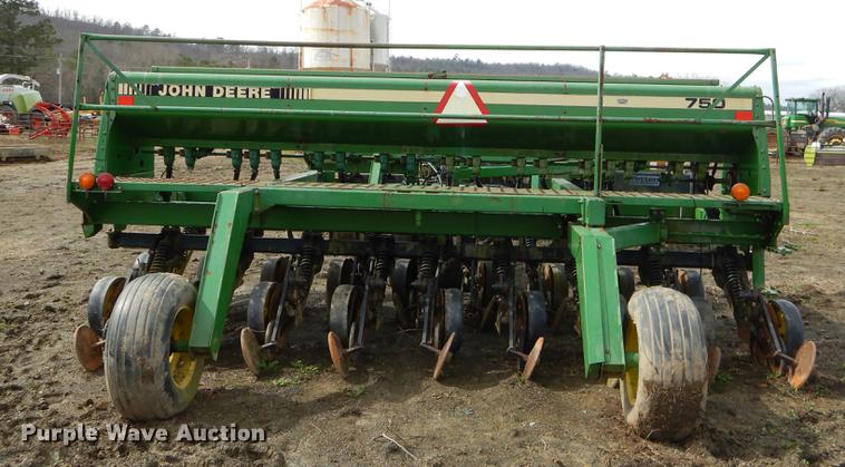 image for item EZ9827 (2) John Deere 750 grain drills