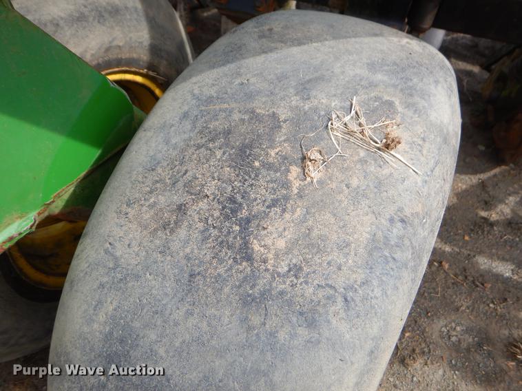 image for item EZ9827 (2) John Deere 750 grain drills