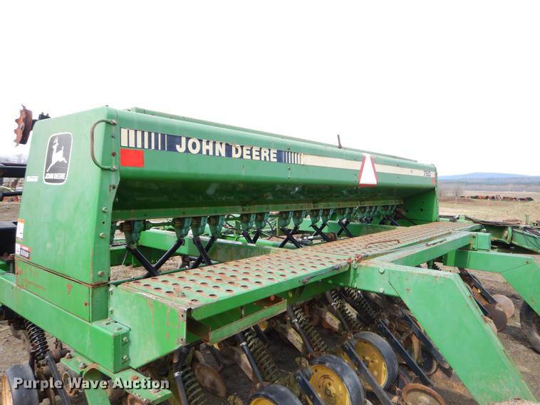 image for item EZ9827 (2) John Deere 750 grain drills