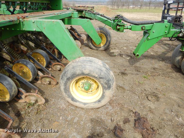 image for item EZ9827 (2) John Deere 750 grain drills