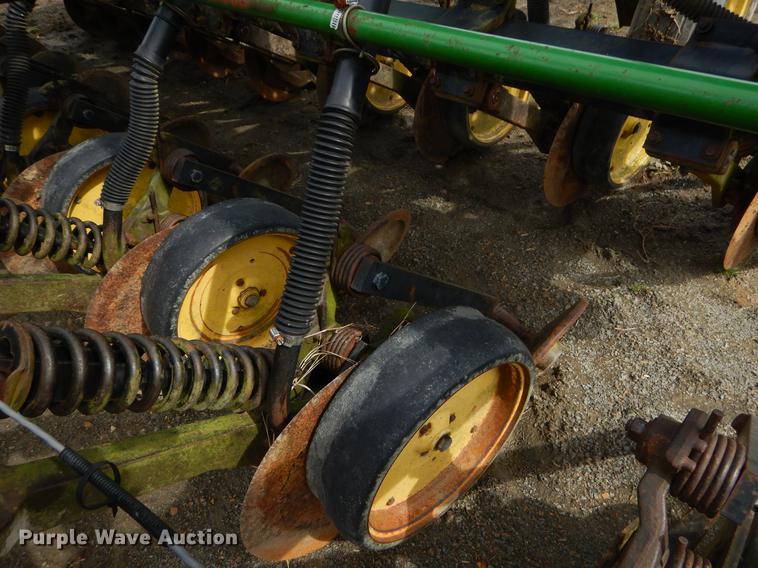 image for item EZ9827 (2) John Deere 750 grain drills