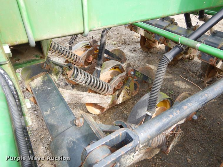 image for item EZ9827 (2) John Deere 750 grain drills