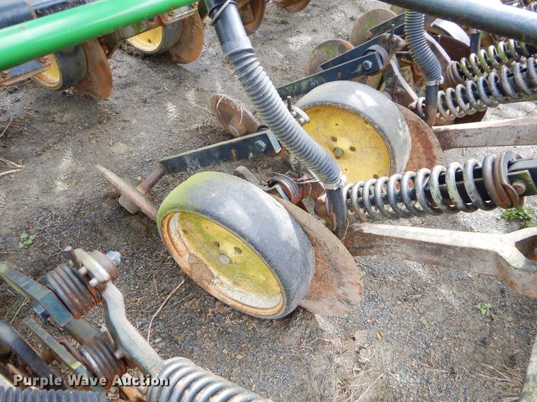 image for item EZ9827 (2) John Deere 750 grain drills