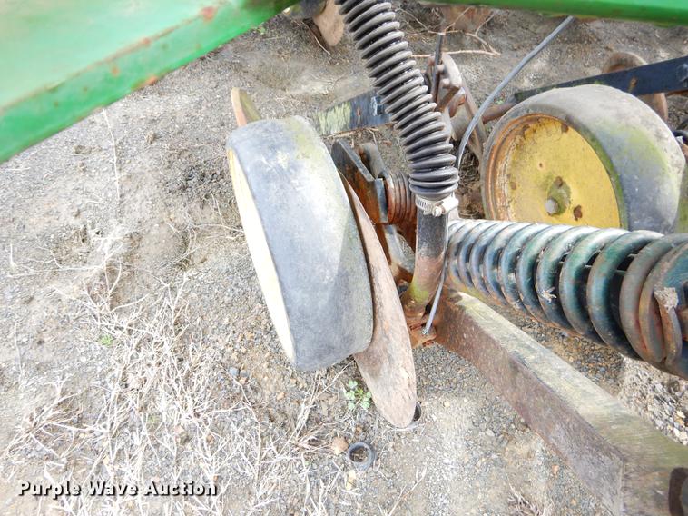 image for item EZ9827 (2) John Deere 750 grain drills