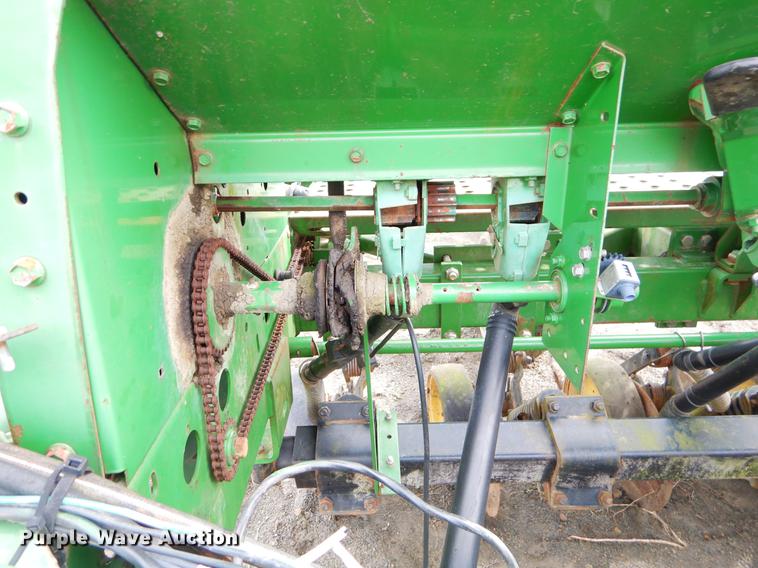 image for item EZ9827 (2) John Deere 750 grain drills