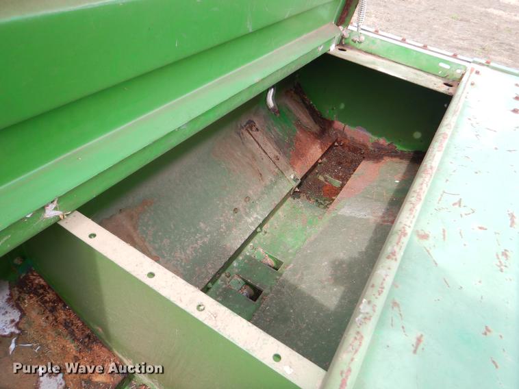 image for item EZ9827 (2) John Deere 750 grain drills