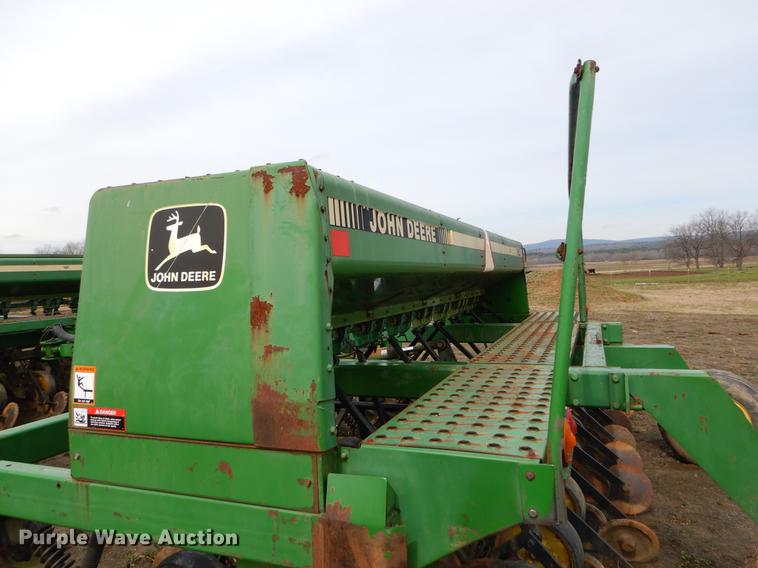 image for item EZ9827 (2) John Deere 750 grain drills