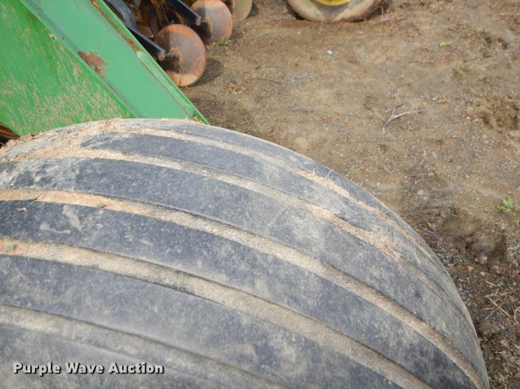 image for item EZ9827 (2) John Deere 750 grain drills